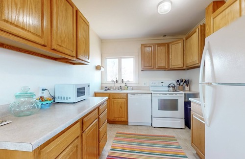 Rockport Apartment | Peaceful ocean view apartment with direct beach access, grilling area, & firepit
