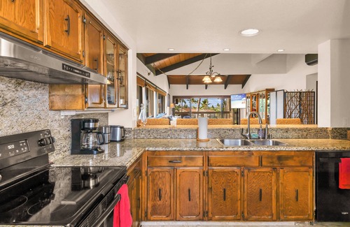Keauhou Apartment | Peaceful Ocean Views Two Bed Condo! Minutes to Beaches, on Golf Course, with Gym