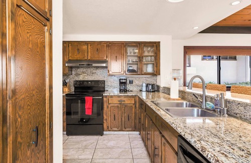 Keauhou Apartment | Peaceful Ocean Views Two Bed Condo! Minutes to Beaches, on Golf Course, with Gym