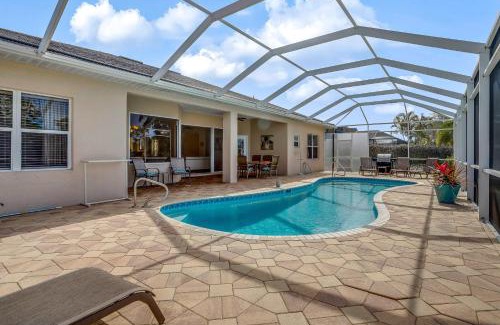 Fort Myers House | Peaceful Palms