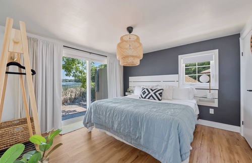 Prince Edward Cottage | Peaceful Peninsula: Private Waterfront Oasis (Pet Friendly!)