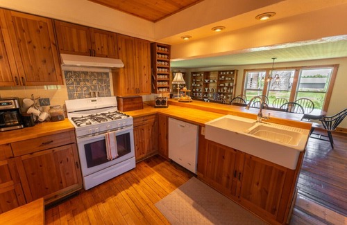 Pepin Other | Peaceful Pepin Farmhouse Getaway