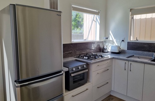 Coromandel Cottage | Peaceful/Pet Friendly/Fully fenced/WiFi/Smart TV/Sky-Sports/Walk to Town
