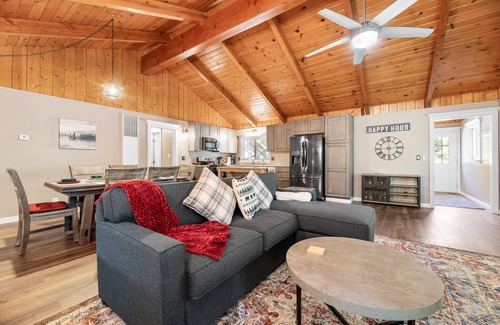 Upper Moonridge House | Peaceful Pines Panorama - Game Room, Air Hockey, Ping Pong, Fireplace