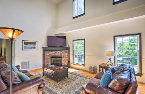 Pisgah Forest House | Peaceful Pisgah Mountain Getaway with Hot Tub!