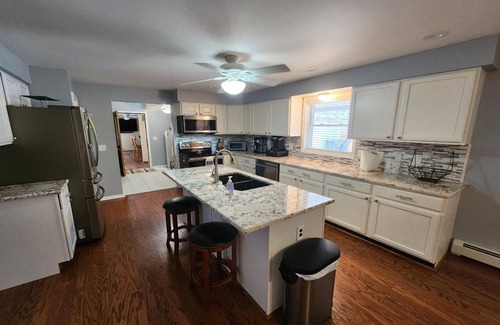 Cheboygan House | Peaceful & private Mullett Lake haven