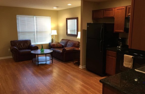 Elizabethtown Apartment | Peaceful Private and Safe 1 bedroom Elizabethtown apartment