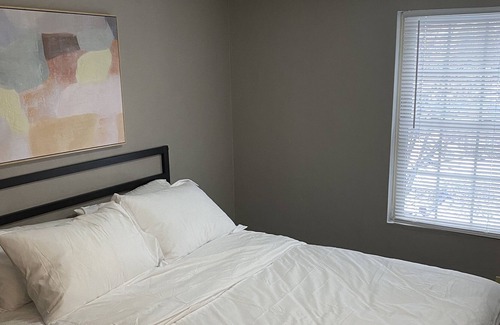Oconto House | Peaceful residential home