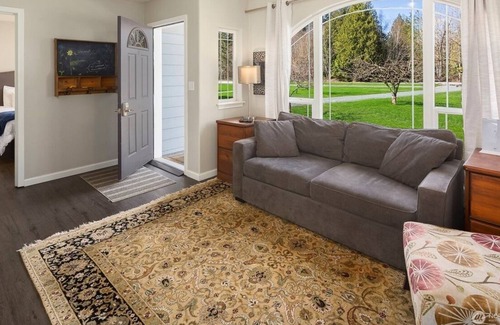 Ferndale Cottage | Peaceful retreat 10mi to beach and border