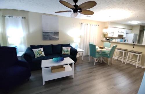 Carolina Forest Apartment | Peaceful Retreat Close to Myrtle Beach!
