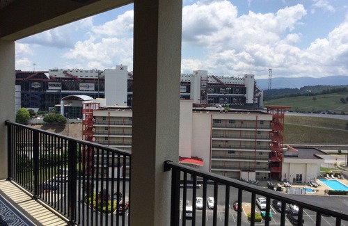 Bristol Condo | Peaceful Retreat-Condo in Bristol-3 BR, 3BR