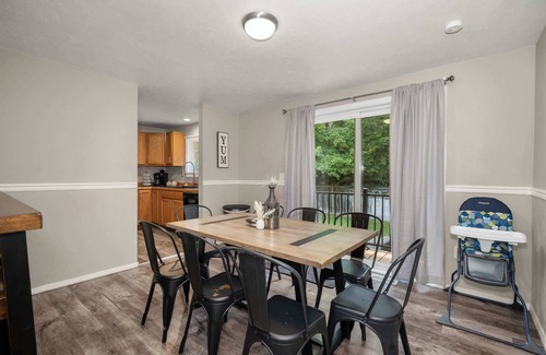 North Spokane House | Peaceful Retreat I Comfy & Spacious Home