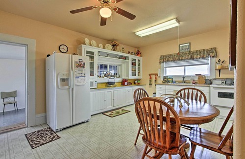 Tendoy House | Peaceful Retreat on 1 Acre w/Panoramic Mtn Views!