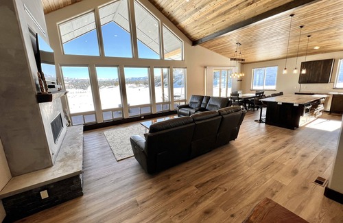 Pagosa Springs House | Peaceful retreat on 35 acres w/spectacular mountain views!