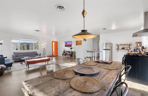Yucca Valley House | Peaceful retreat with mountain views and hot tub near Joshua Tree National Park