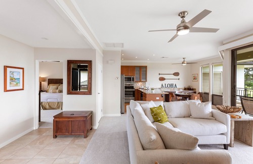 Kapalua Condo | Peaceful retreat with panoramic golf course beauty