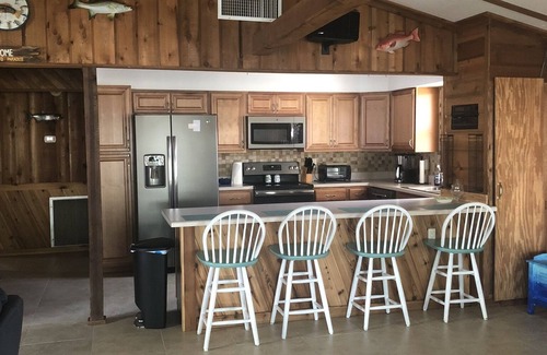 Weeki Wachee Gardens House | Peaceful Riverfront Gem w/Direct Gulf Access