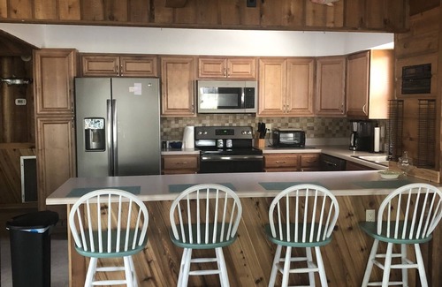 Weeki Wachee Gardens House | Peaceful Riverfront Gem w/Direct Gulf Access