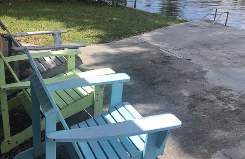 Weeki Wachee Gardens House | Peaceful Riverfront Gem w/Direct Gulf Access