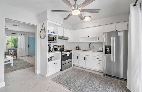 Gulf Stream House | Peaceful & Roomy Waterfront Delray Beach House