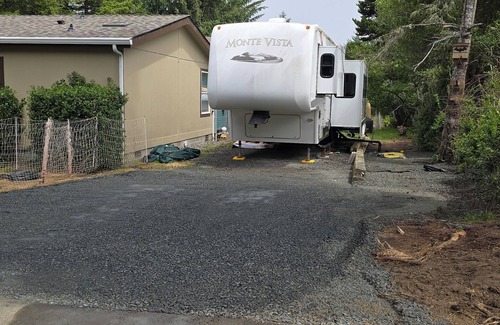 Barview House | Peaceful RV with WiFi in charming Coos Bay. Pet friendly.
