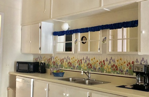 Mid America House | Peaceful semi secluded home minutes to North end of Lake Ouachita.