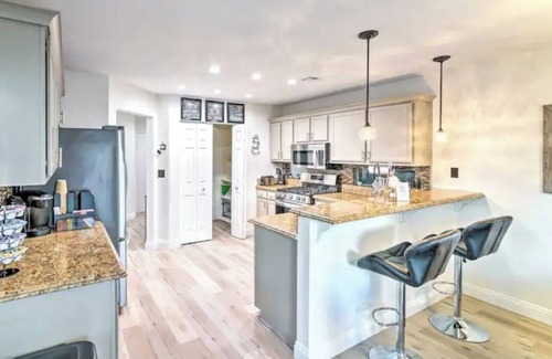 Las Vegas House | Peaceful & Spacious 3BD/2.5BA Getaway Home