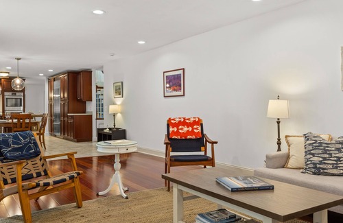 Mount Desert House | Peaceful spacious wooded retreat 10 minutes from Acadia's Main Entrance