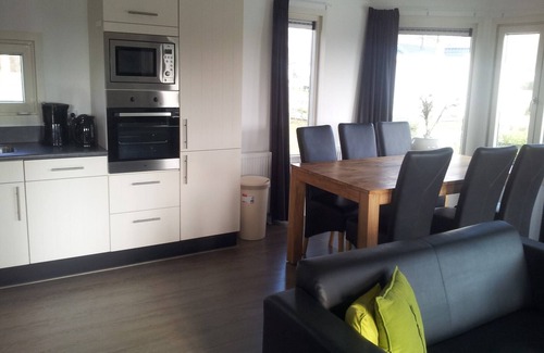 Dordtse Biesbosch Ski Chalet | Peaceful Stay by De Biesbosch