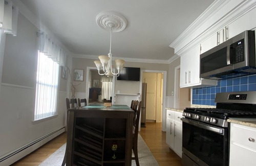 South Medford House | Peaceful, sunny house in Medford/Boston