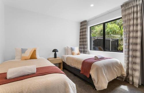 Nukuhau House | Peaceful Taupo Escape With King Suite and Comfort