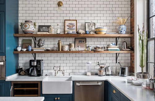 Butchertown House | Peaceful Unit 3 in A Vintage Elegant Guestroom