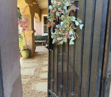 Leimert Park Apartment | Peaceful Upstairs Oasis