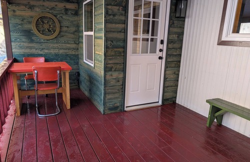 California Hot Springs Cabin | Peaceful Pines Place a Cozy Mountain Getaway w/AC in the Sequoias Ntl Forest