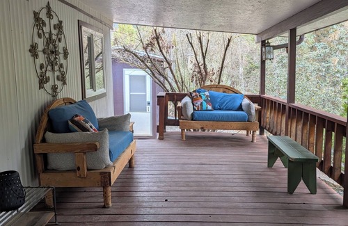 California Hot Springs Cabin | Peaceful Pines Place a Cozy Mountain Getaway w/AC in the Sequoias Ntl Forest
