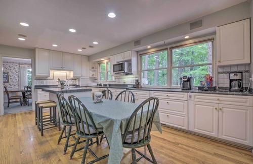 Durham House | Peaceful Waterfront Durham Retreat w/Huge Deck!