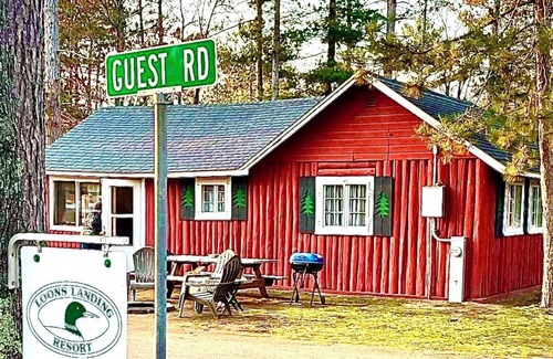 St Germain Cabin | Peaceful Waters Cabin Sleeps 4