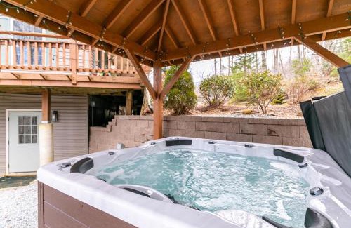 Mill Ridge House | Peaceful Wood Haven at Mill Ridge