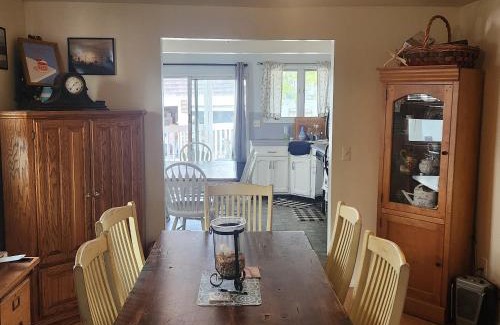 Almont Apartment | Peacehouse