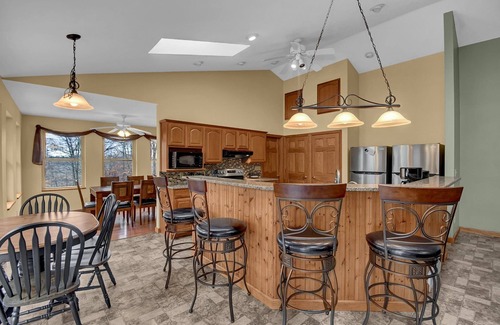 Logan Cabin | Peach Tree Lodge - Indoor Saltwater Pool