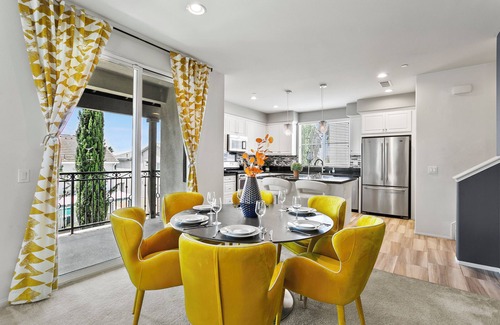 Mira Loma Condo | Peacock Court Sanctuary Elegant 3BR Home in Eastvale, CA 30-Day Min Stay #42123