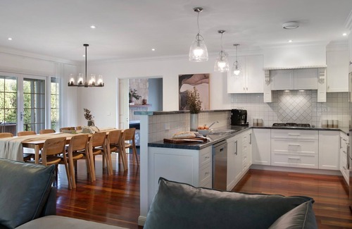 Trentham House | Peahen House - Trentham Luxury