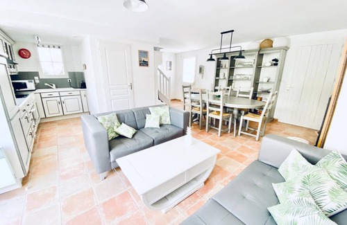 Ile d'Yeu House | PEARL house 5-6 people, 100m from the beach