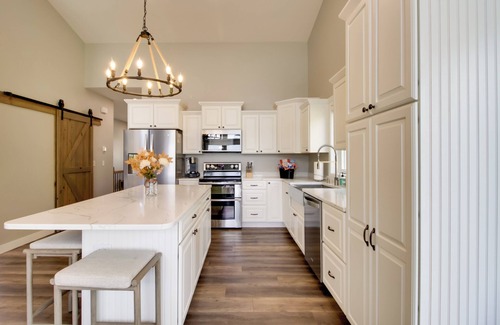 Detroit Lakes House | Pearl Lake Retreat w/Dock & Stunning Views!