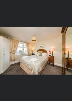 Sandsend House | Pebble Apartment