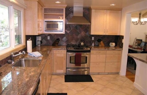 Del Monte Forest House | Pebble Beach Cottage, Walk To Beach & 17 Mile Drive