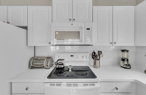 Emerald Isle Condo | Pebble Beach I101 - 1BR and Poolside!