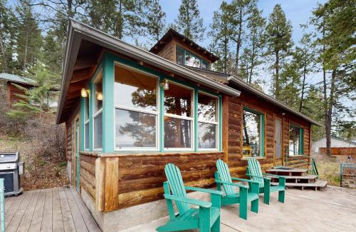 Lakeside House | Pebbles & Sunshine