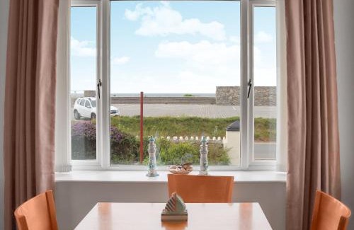 Dinas Dinlle Apartment | Pebbles - Ukc6950