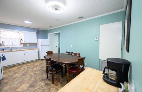 Lake Village Apartment | Pecan Grove 05 Hogue East